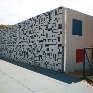 Athos Bulcão, 1965.
Painel de azulejos, Escola Classe 407 Norte, Brasília-DF, Brasil.
Foto: Ricardo Padue e Ana Cristina Menezes Palhas / Acervo Fundação Athos Bulcão.